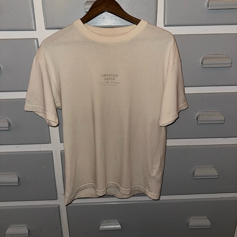 American Eagle Outfitters Cream Short Sleeve Tee